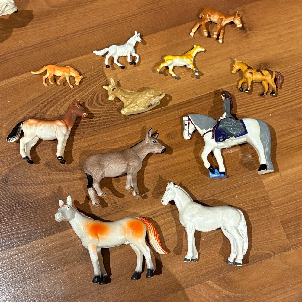 Kids Toy Horse Figure Set